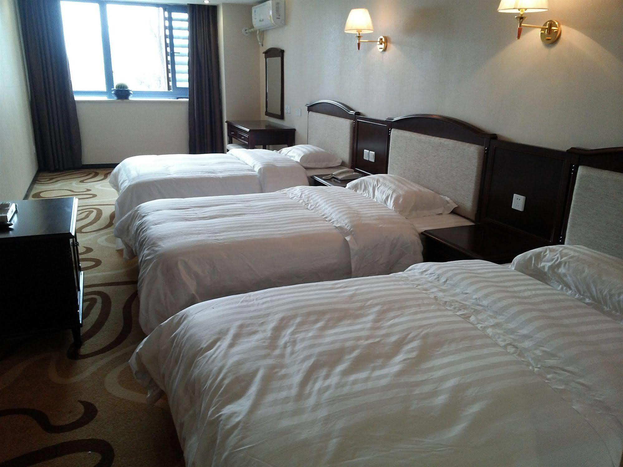 Chengdu Airport Ruijia Hotel Екстер'єр фото