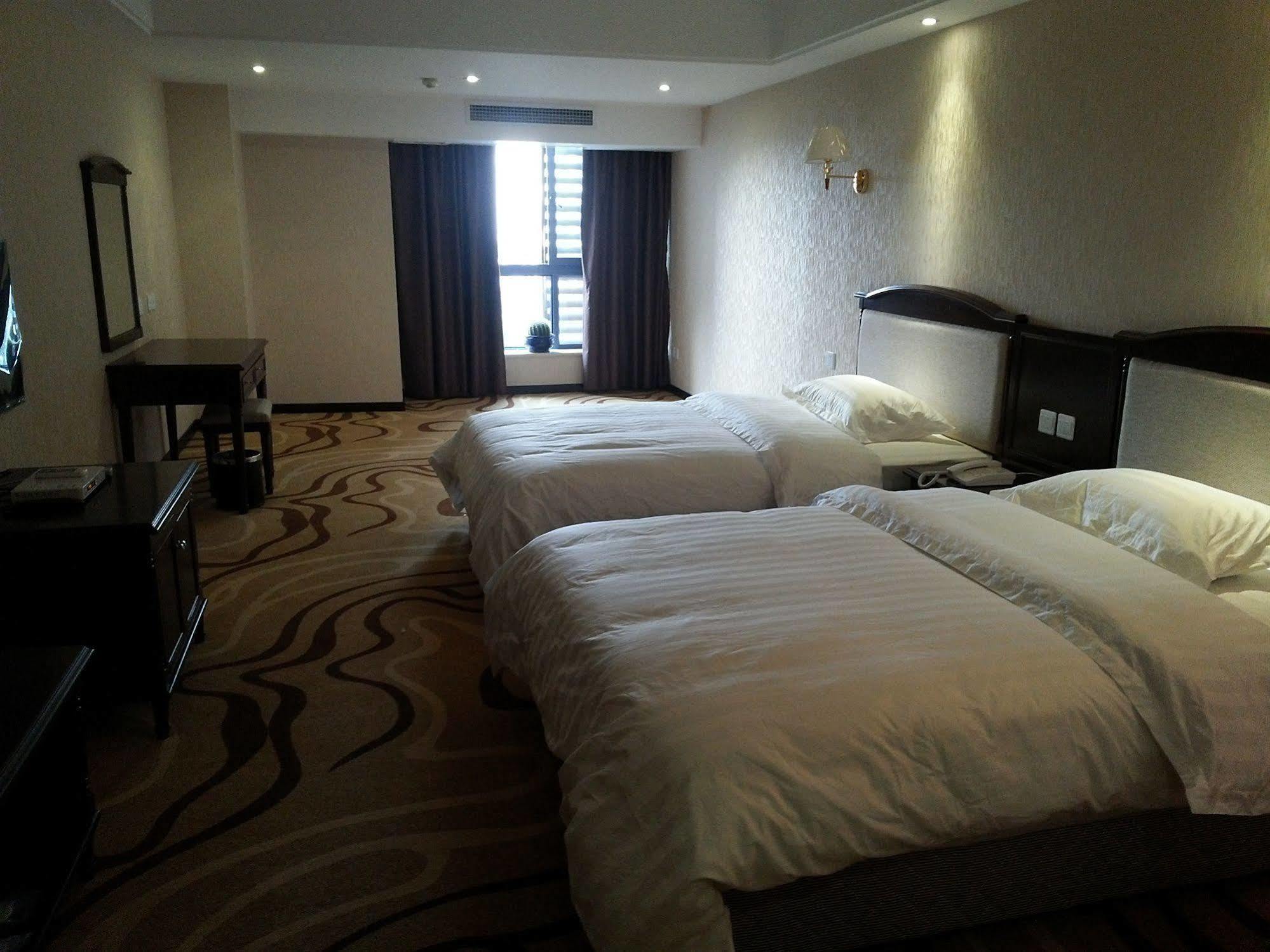 Chengdu Airport Ruijia Hotel Екстер'єр фото